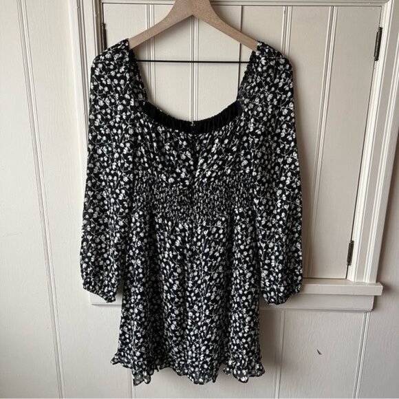 Reformation Rue Dress - Picture 7 of 7